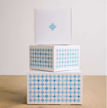 Carica l'immagine nel visualizzatore di Gallery, Scatoletta Dolci Sardi